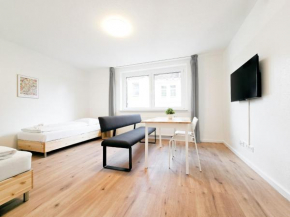 RAJ Living - Monteurwohnungen mit 3 Zimmern , Balkon und Parkplatz